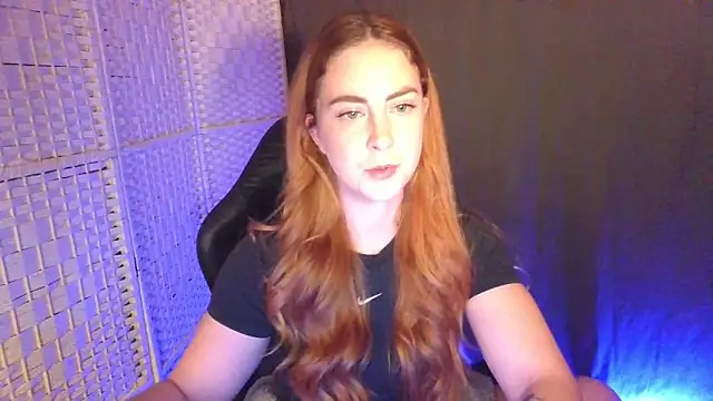 Snapshot of KayleyxEmily chatting on 03/02/26, 09:00 KayleyxEmily online show from 03/02/26, 09:00