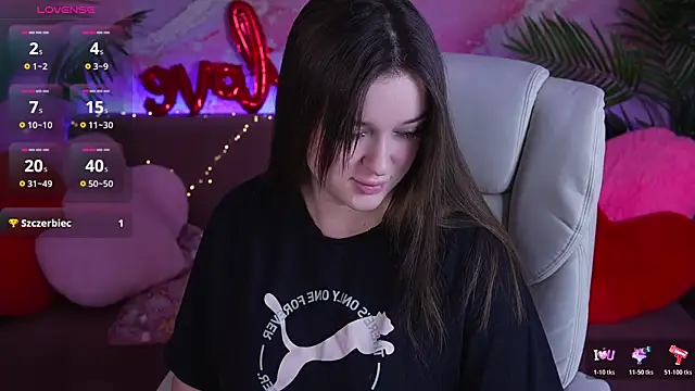 Snapshot of DonnaLustt chatting on 02/20/26, 06:48 DonnaLustt online show from 02/20/26, 06:48