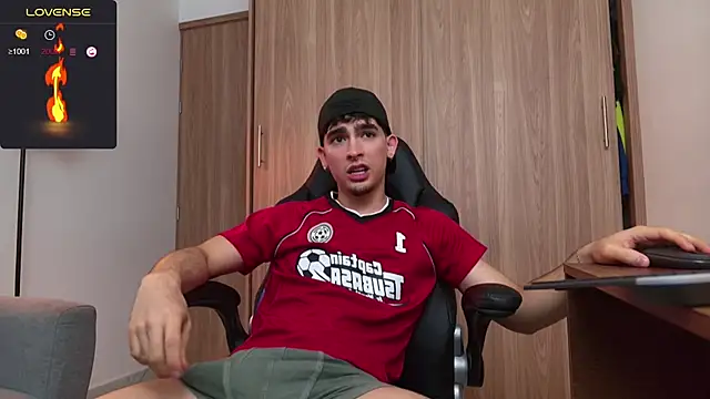 zenn rush1 online show from 01/10/25, 12:26