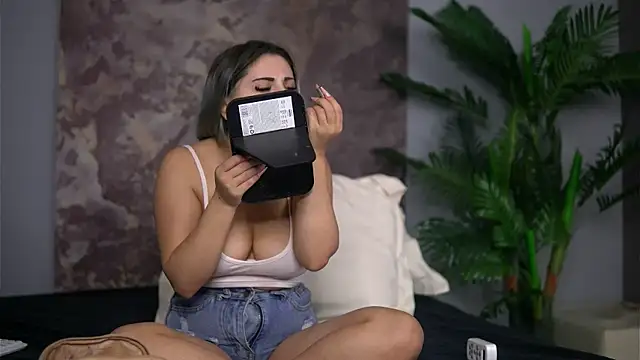 AudreySosa online show from 11/18/25, 10:02