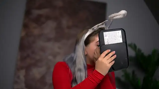 AudreySosa online show from 12/18/25, 10:35