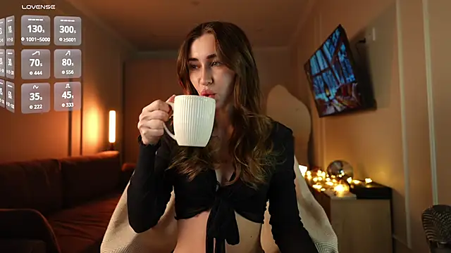 Coconutkittyy online show from 02/23/26, 05:46