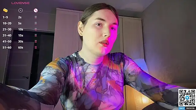 Maria Bowie online show from 03/28/26, 08:04