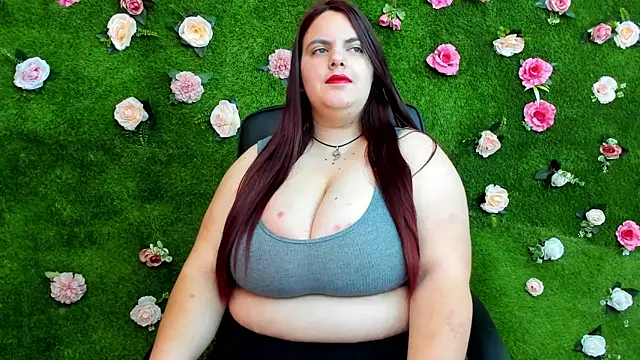 Snapshot of Huge_Titties_ chatting on 03/21/25, 08:50 Huge Titties online show from 03/21/25, 08:50