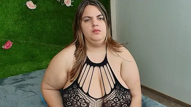Huge Titties  online show from 03/28/26, 05:08
