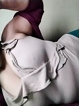 Snapshot of Siliintop chatting on 03/05/25, 11:38 Siliintop online show from 03/05/25, 11:38