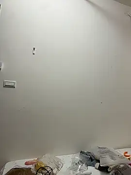 Snapshot of wt0314 chatting on 12/05/25, 01:43 wt0314 online show from 12/05/25, 01:43