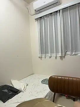 Snapshot of wt0314 chatting on 11/11/25, 02:34 wt0314 online show from 11/11/25, 02:34