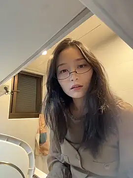 Snapshot of wt0314 chatting on 02/03/26, 02:11 wt0314 online show from 02/03/26, 02:11