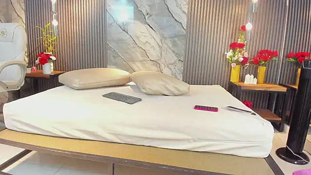 julietha taylor online show from 02/25/26, 02:34