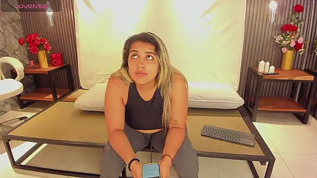 julietha taylor online show from 03/19/26, 01:38