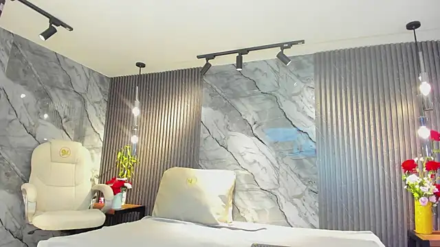 julietha taylor online show from 02/18/26, 02:42