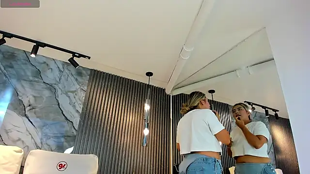 julietha taylor online show from 11/21/25, 02:10