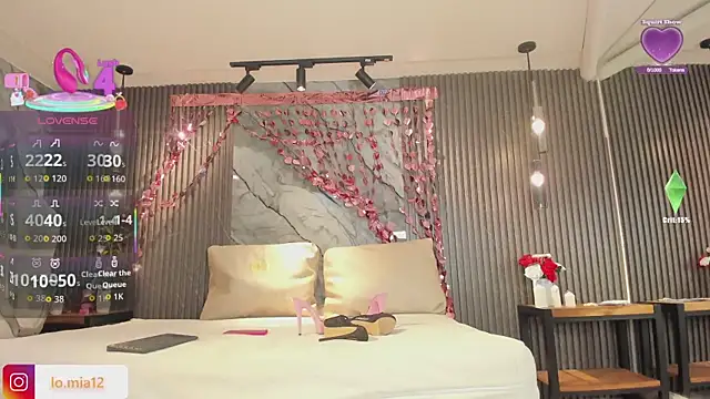 julietha taylor online show from 02/11/26, 01:49