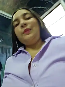 Snapshot of sofiafantasy chatting on 02/17/25, 02:28 sofiafantasy online show from 02/17/25, 02:28