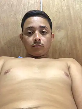 isacalejandroo online show from 03/12/25, 04:08