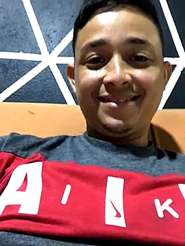 isacalejandroo online show from 09/23/25, 01:56