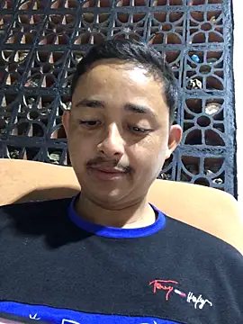 isacalejandroo online show from 03/01/25, 04:47