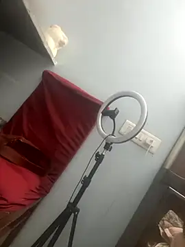 HotRiyacpl online show from 11/17/25, 05:28