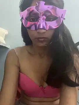 HotRiyacpl online show from 11/15/25, 05:28