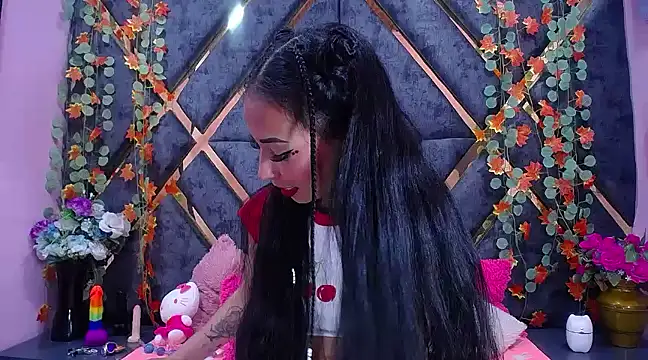 nathalia pink online show from 01/22/25, 08:29