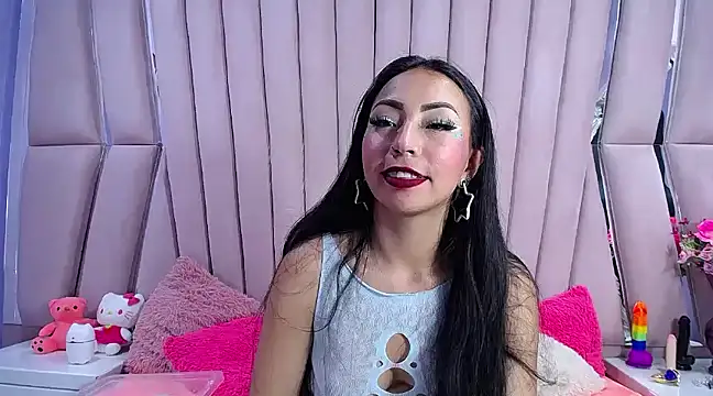 nathalia pink online show from 02/08/25, 09:56