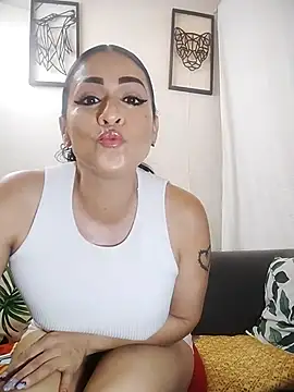 Rosy sexxx online show from 02/16/26, 11:35