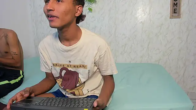 boys yourparty online show from 04/06/26, 01:12