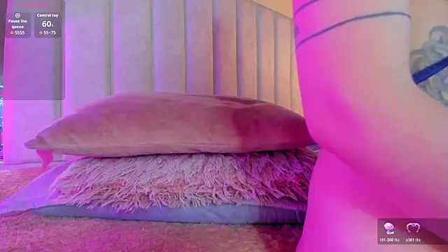 lil hanna18 online show from 11/15/25, 08:57