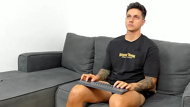 JeanBroc online show from 09/27/25, 08:37