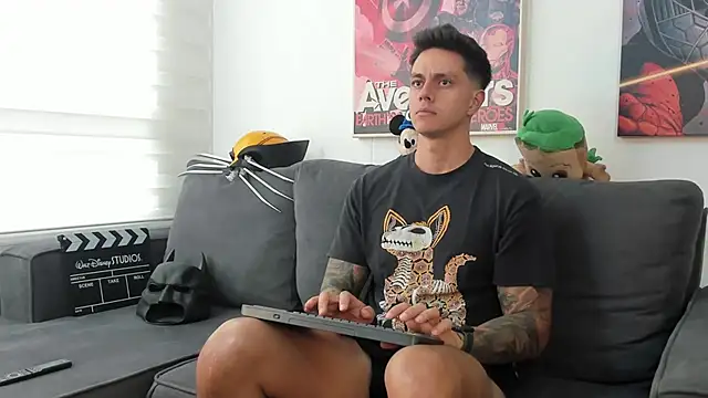 JeanBroc online show from 11/28/25, 07:58