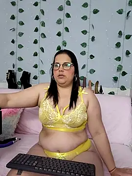 kiara scottt online show from 02/25/26, 08:58