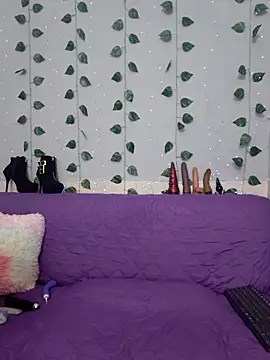 kiara scottt online show from 02/05/26, 08:32