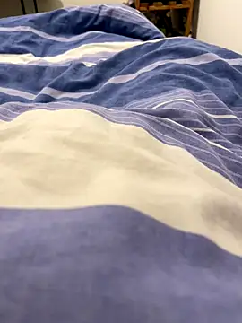 Lcrete online show from 11/26/25, 03:56