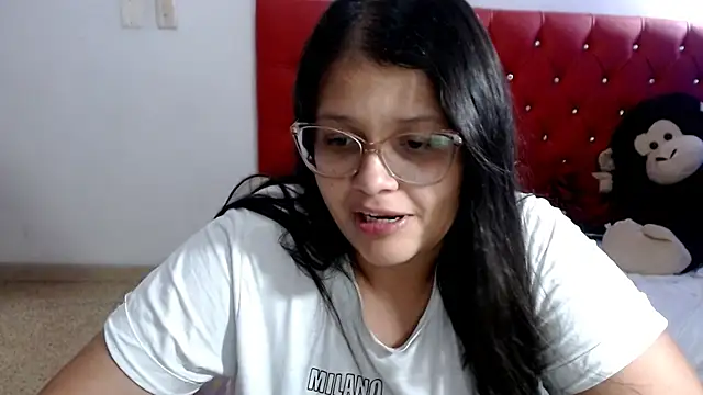 Snapshot of angel_barbie_1 chatting on 07/06/26, 05:15 angel barbie 1 online show from 07/06/26, 05:15