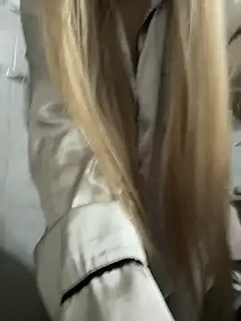 PEACHY439 online show from 06/04/26, 07:13