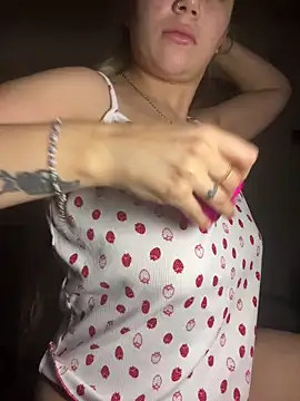 Snapshot of PEACHY439 chatting on 02/23/26, 06:25 PEACHY439 online show from 02/23/26, 06:25