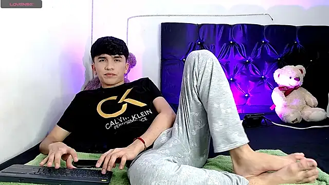 benji hoter online show from 10/02/25, 09:51