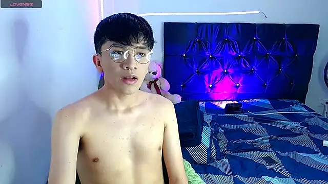 benji hoter online show from 11/23/25, 01:21