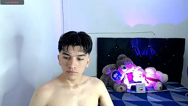 benji hoter online show from 10/21/25, 11:04