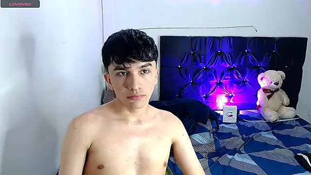 benji hoter online show from 11/17/25, 10:25