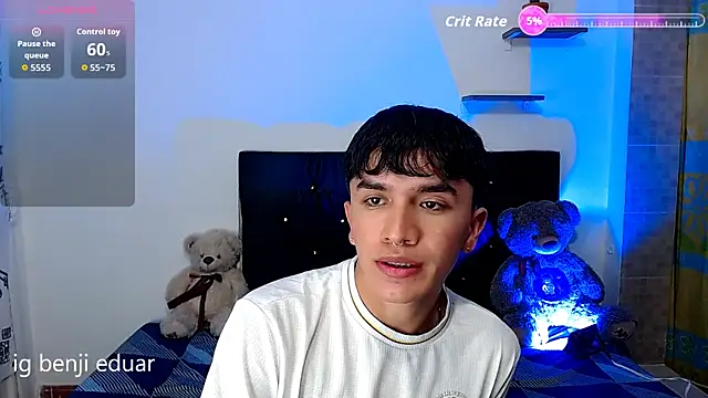 Snapshot of benji_hoter chatting on 07/04/26, 05:14 benji hoter online show from 07/04/26, 05:14
