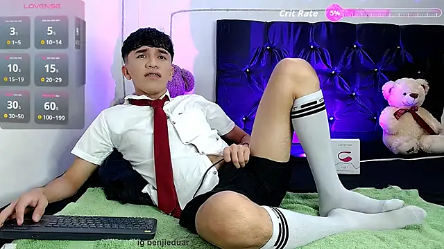 benji hoter online show from 09/30/25, 03:29