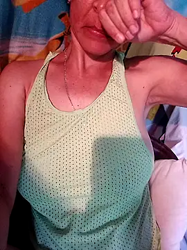 Snapshot of Katerine43 chatting on 03/18/25, 09:43 Katerine43 online show from 03/18/25, 09:43