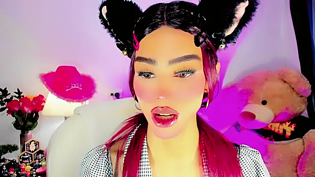 Snapshot of dollswit01 chatting on 02/16/25, 08:00 dollswit01 online show from 02/16/25, 08:00