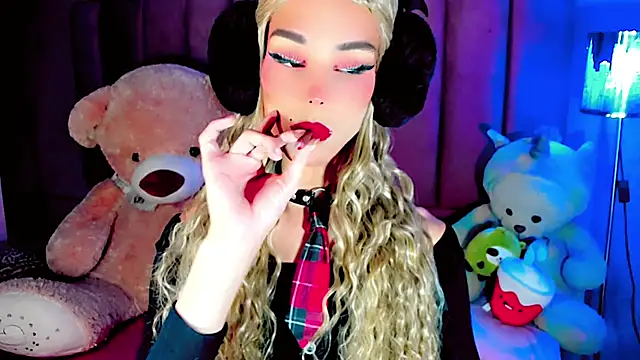 dollswit01 online show from 01/17/26, 03:48