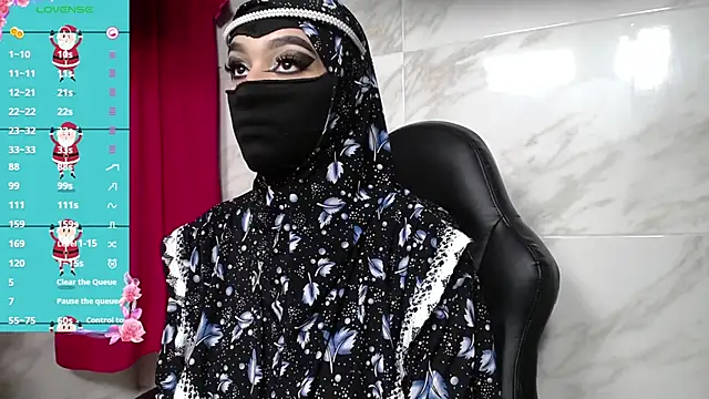 Snapshot of shaila_anali chatting on 12/24/24, 10:33 shaila anali online show from 12/24/24, 10:33