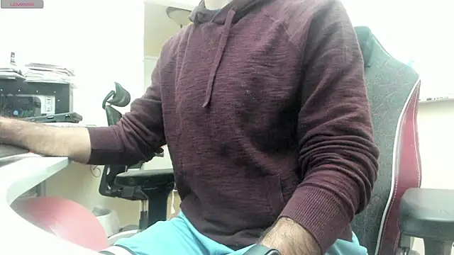 bear russian hunk online show from 10/09/25, 01:22