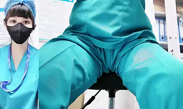 xixitutu1 online show from 04/08/26, 07:43