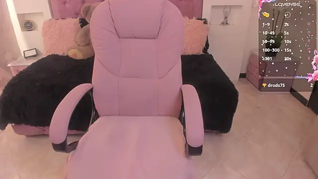 Snapshot of Maavca_ chatting on 03/02/26, 10:27 Maavca online show from 03/02/26, 10:27